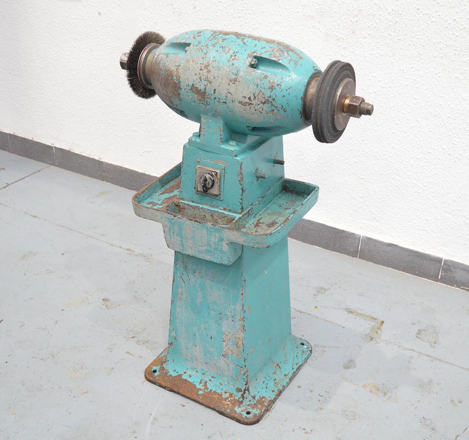 Usado Esmeriladora verde 1Hp - Muela 200mm