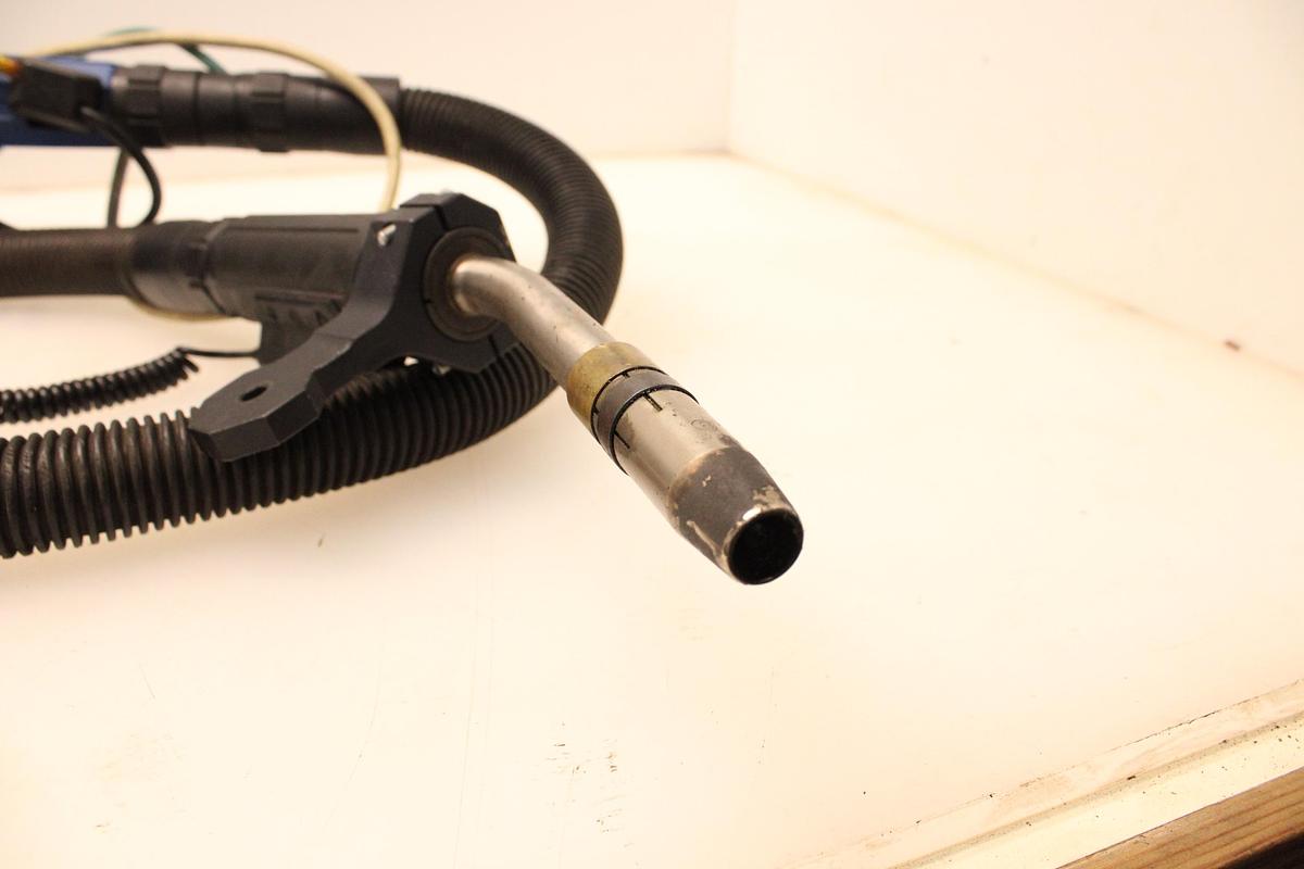 Usado Devanadera hilo Kuka 4 rodillos con antorcha Binzel