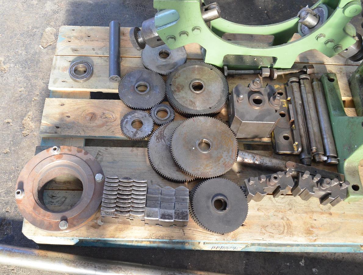 Usado Torno Geminis GE 650 2.000mm e.p