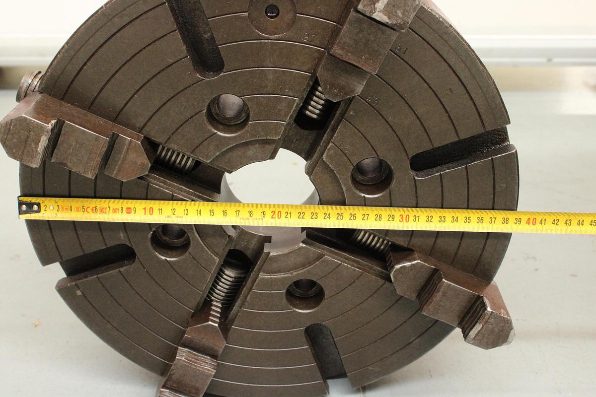 Usado Plato de 4 Garras para torno 390 mm
