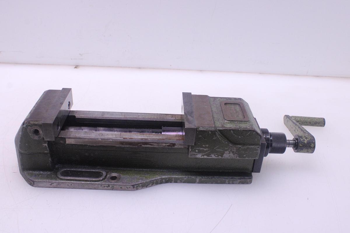 Usado Mordaza Hidráulica 140 mm