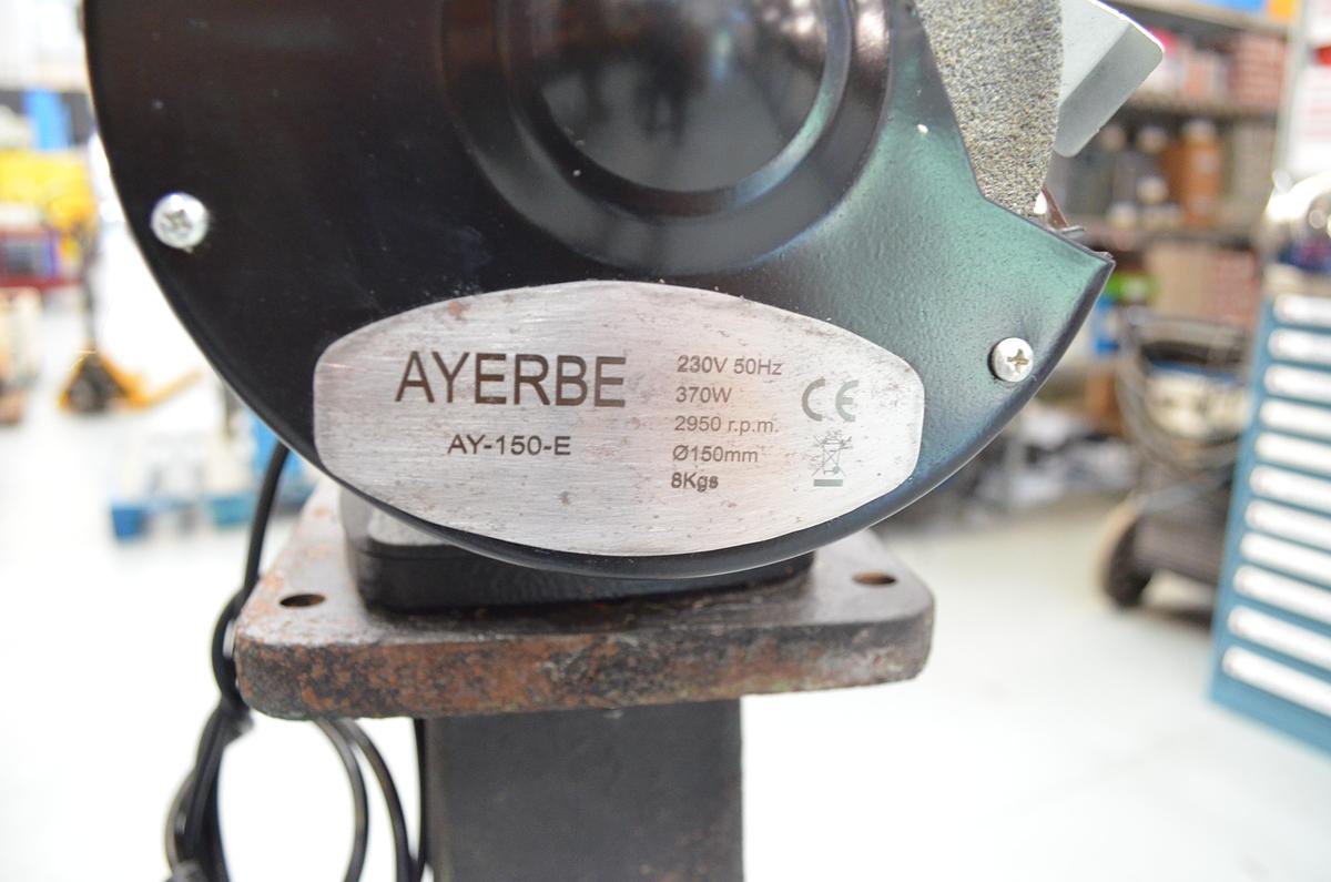 Usado Esmeriladora monofásica Ayerbe AY-150-E
