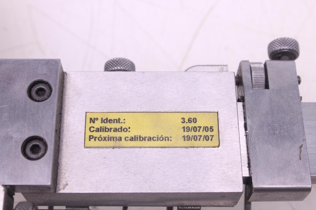 Usado Calibre de Altura Mitutoyo 300mm