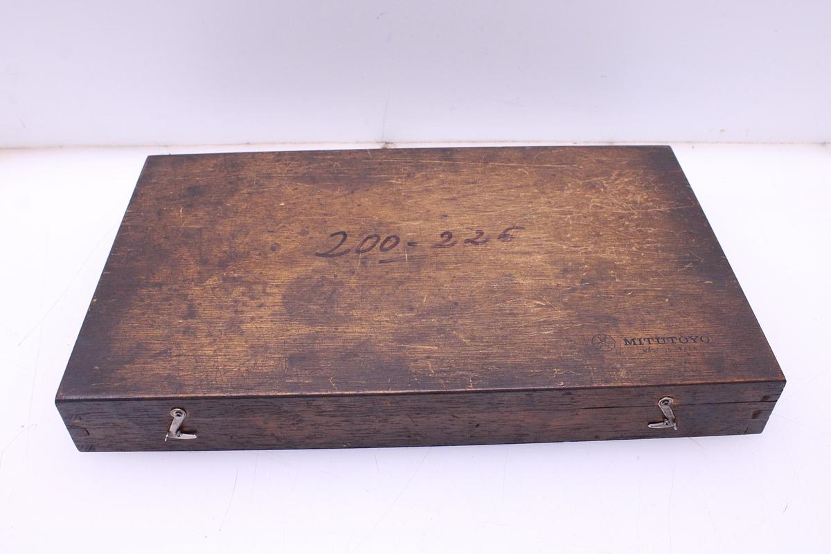 Usado Kit Micrómetros Exterior Mitutoyo 200 - 300 mm 0,01mm