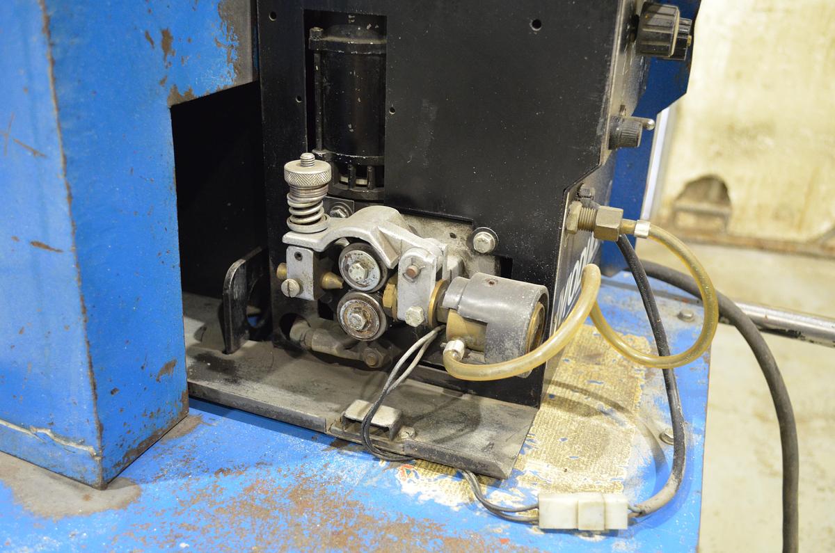 Usado Maquina soldar hilo Miller Sigma 735 con devanadera Module 1