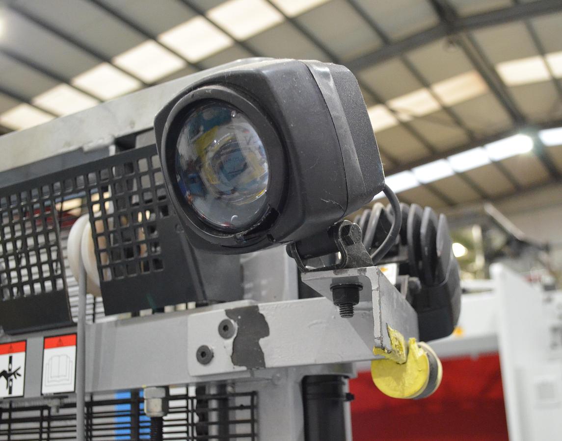 Usado Apilador Still EXV 12 con accesorio para matrices Comtec