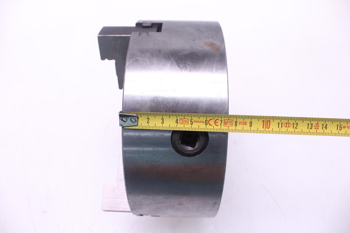 Usado Plato de Torno TOS Svitavy 3 Garras 200mm