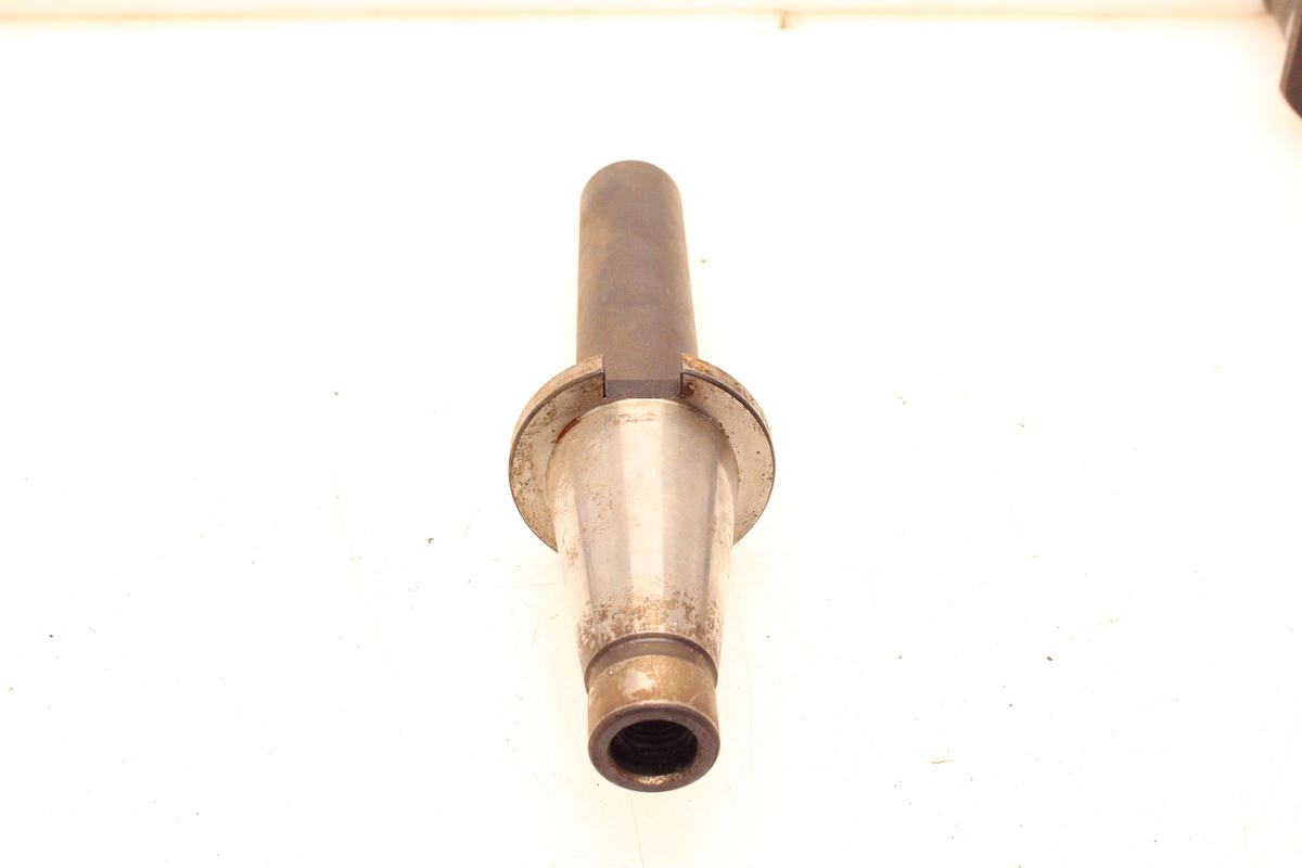 Usado Lote Portafresas y Mandrinos Cono ISO 50 -