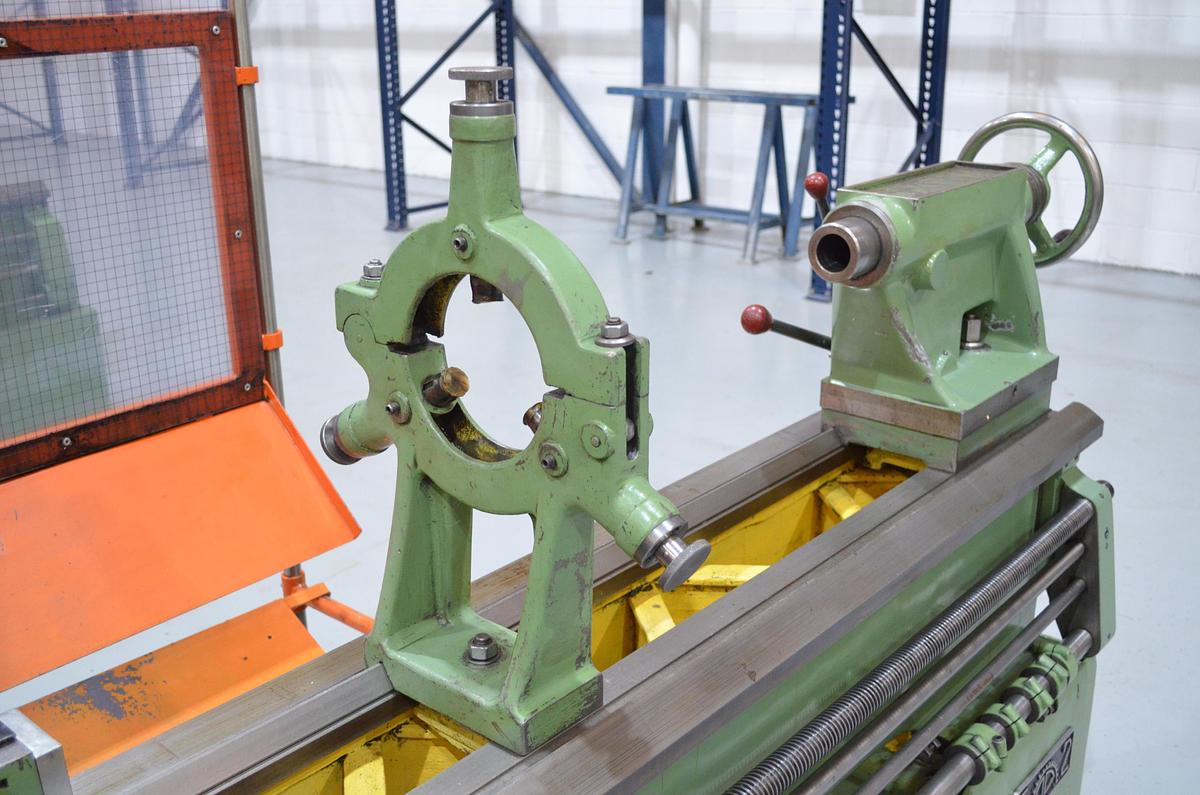 Usado Torno AP E-2 de 2.200mm e.p. con CE