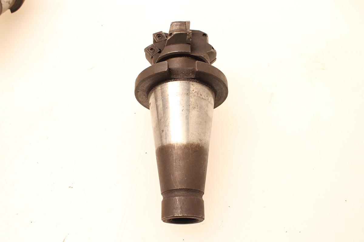 Usado Lote Portafresas y Mandrinos Cono ISO 50 -