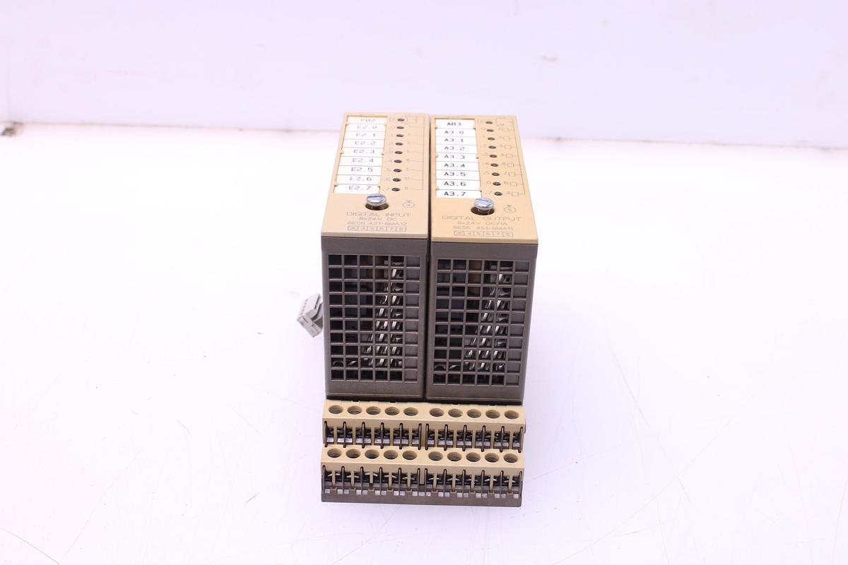 Usado Modulo Entrada/Salida Digital SIEMENS 6ES5421-8MA12 + SIEMENS 6ES5421-8MA11