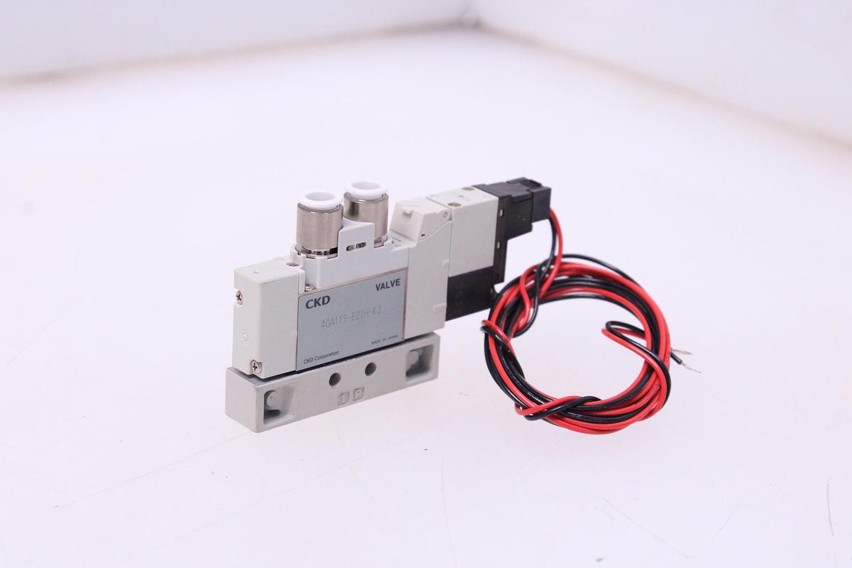 Usado Electrovalvula CKD 4GA119-C6-E21H-3-K2