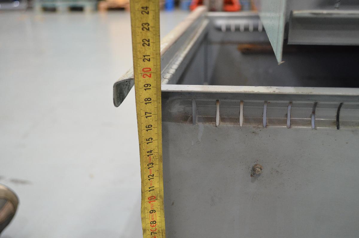 Usado Cajonera metálica 4 cajones 560x670x520(h)mm