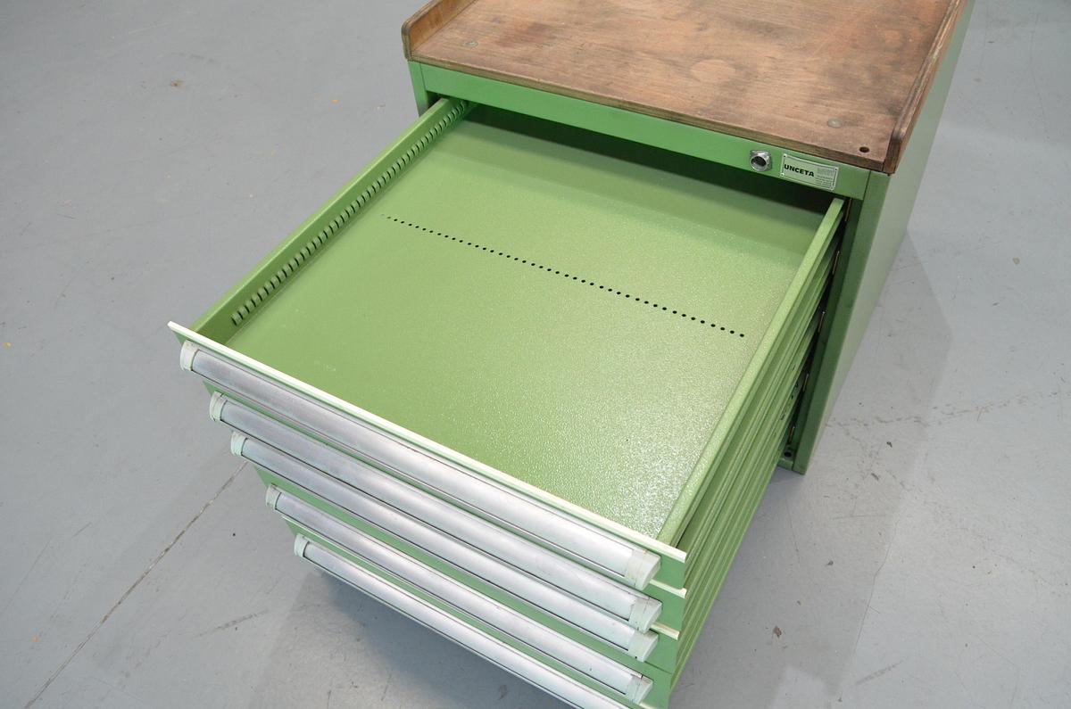 Usado Armario metalico cajones UNCETA 600x640x590(h)mm