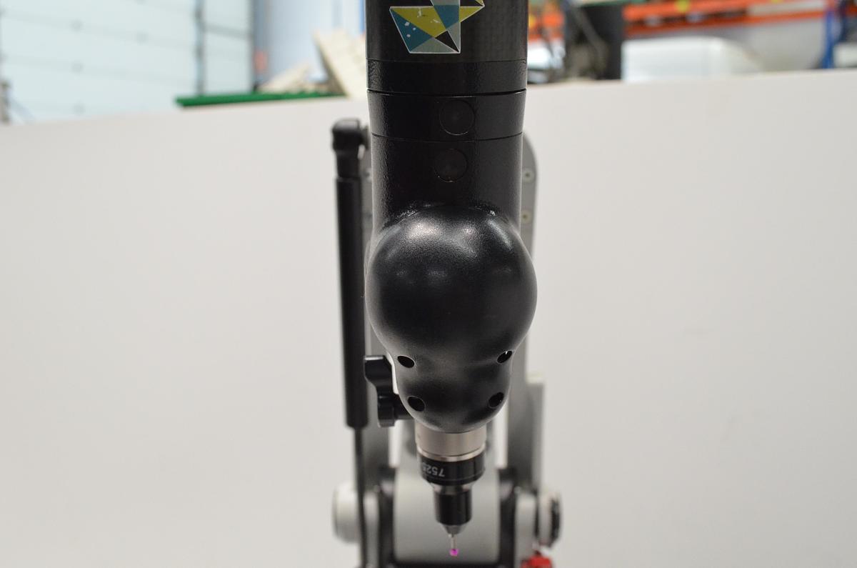 Usado Brazo de medición HEXAGON Absolute ARM