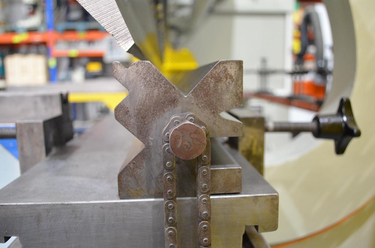 Usado Plegadora hidráulica Hidrogarne AP 4100x120tn