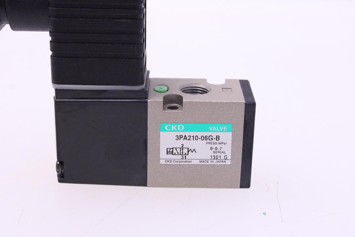 Usado Electroválvula CKD 3PA210-06G-B-3