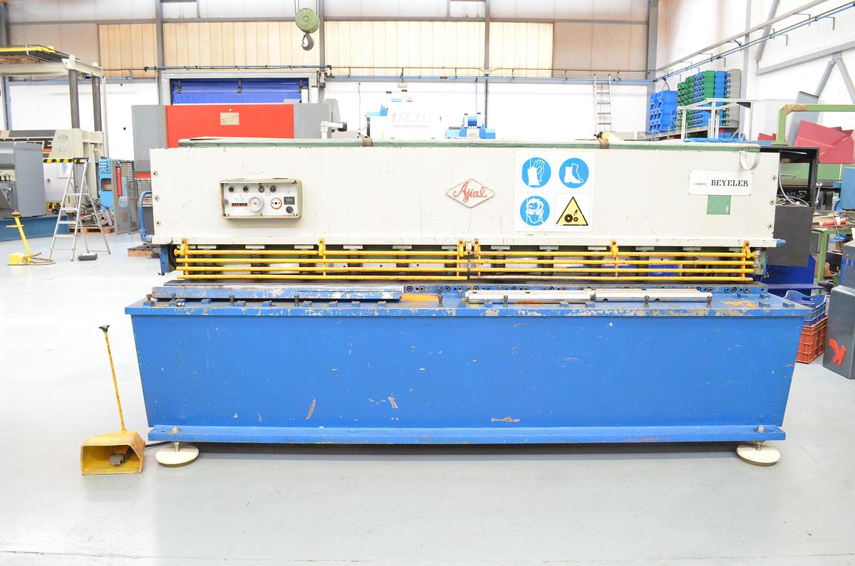 Usado Cizalla hidraulica pendular Ajial 3100x6mm