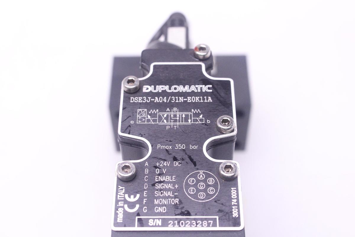 Usado Valvula Hidraulica DUPLOMATIC DSE3J-A04/31N-E0K11A