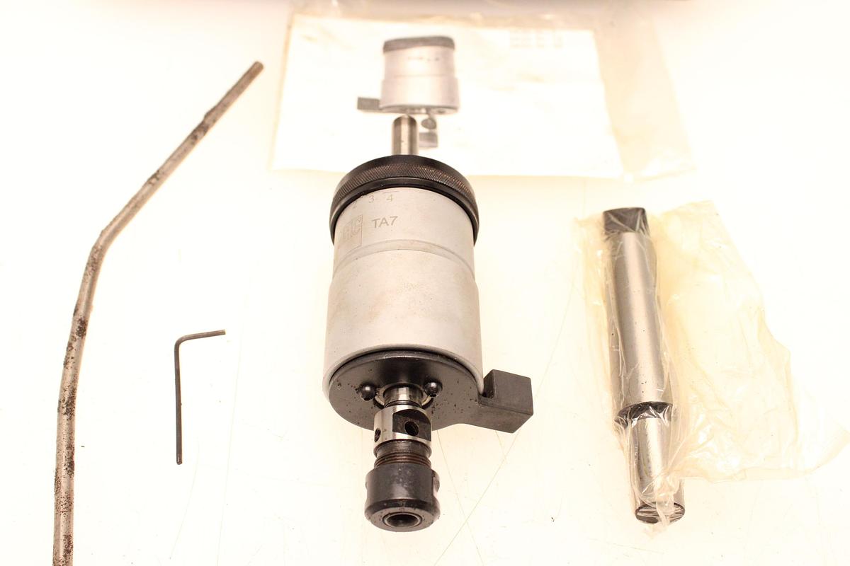 Usado Roscador Reversible JMC con embrague para taladro