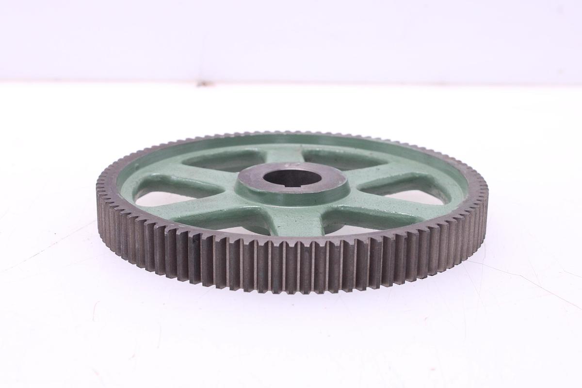 Usado Engranaje para roscas tornos AP 198 mm