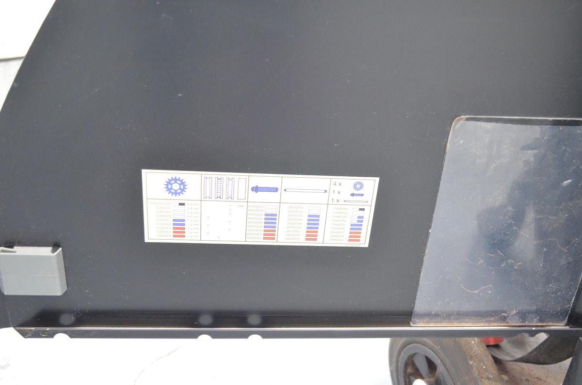 Usado Maquina soldar hilo Wurth MIG-MAG 300