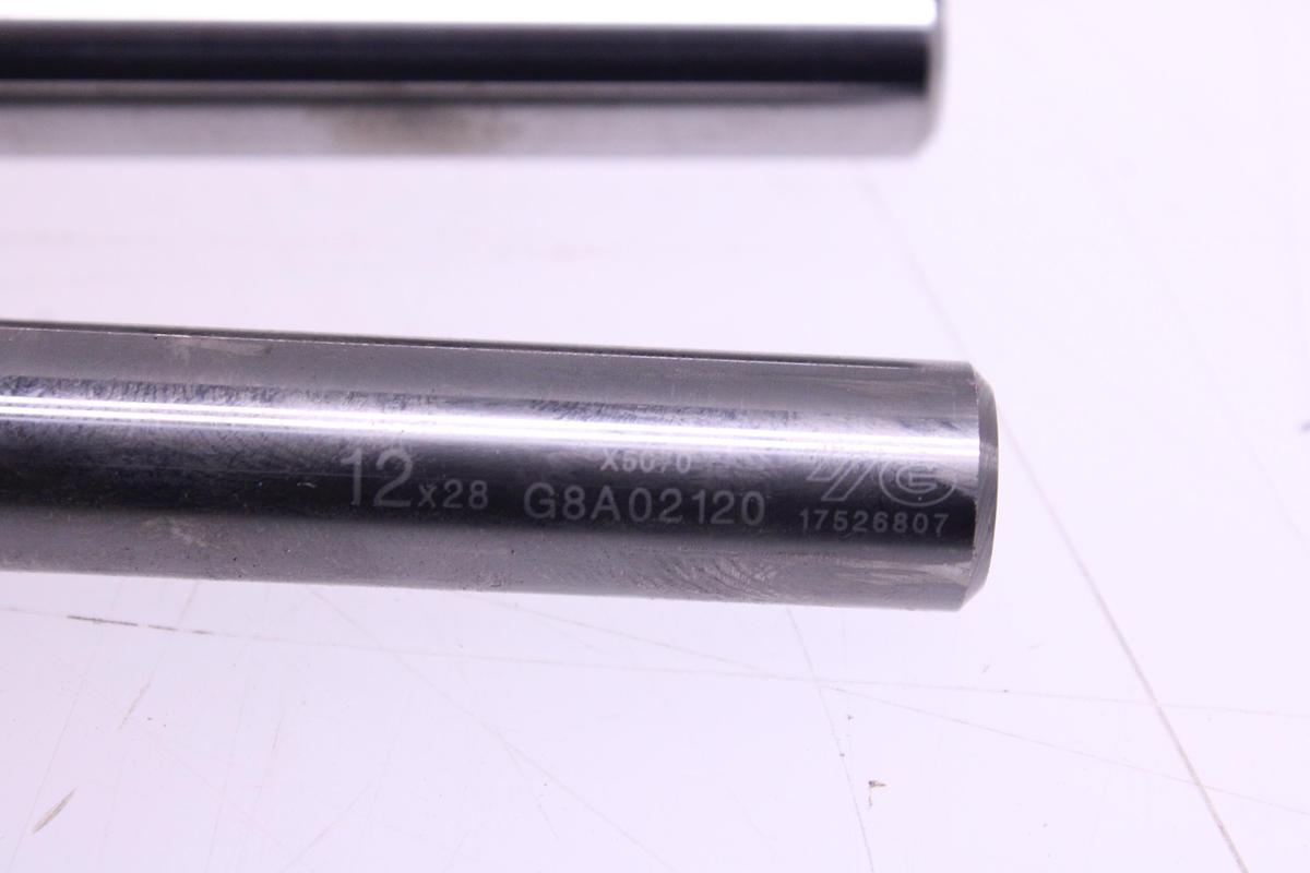 Usado Fresas YG X5070 4FG8A02120 12x12x12(28)x85 - 2 Unidades