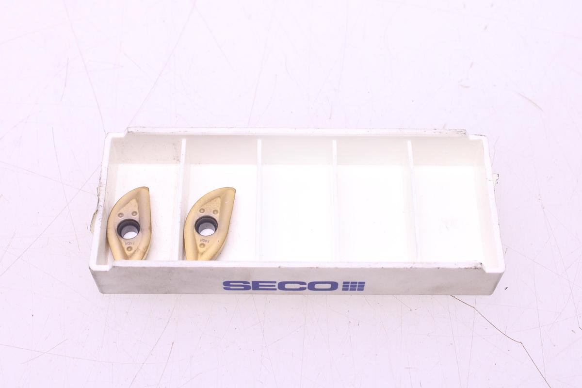Usado Fresa Portaplaquitas SECO R218.20-3240.3S-60.100 + Widias 218.20-22ER-ME10