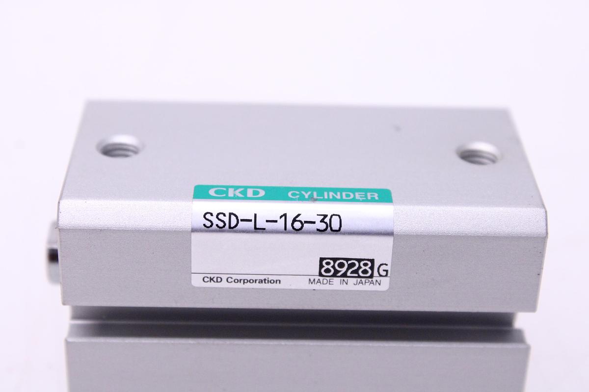 Usado Cilindro Neumático CKD SSD-L-16-30