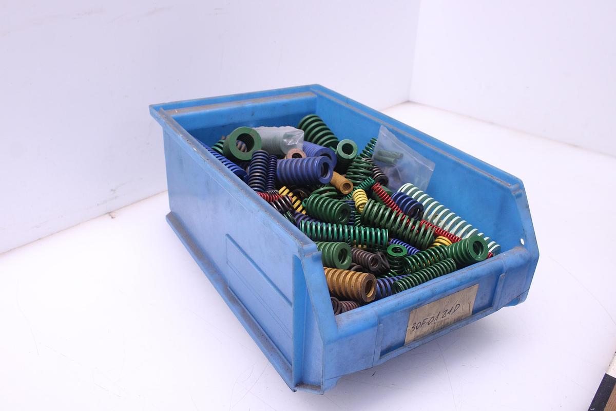 Usado Lote de Muelles de Matriceria