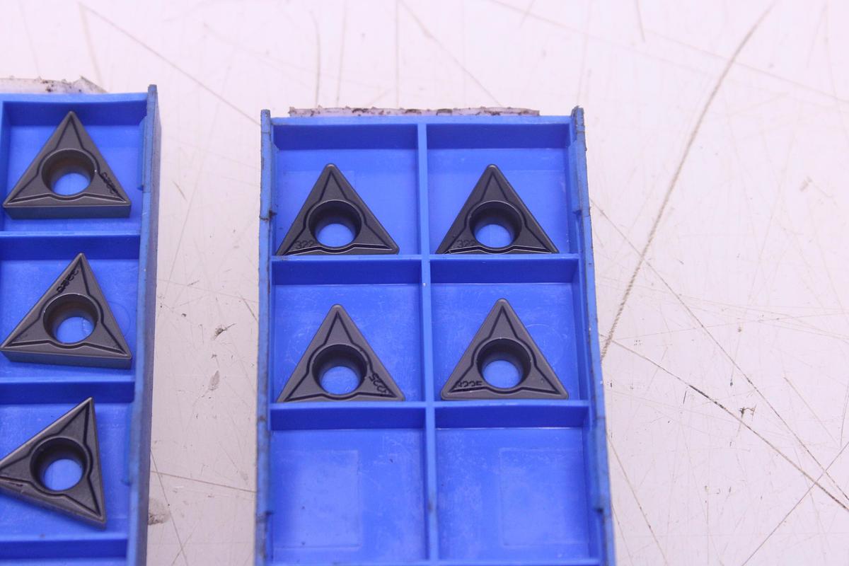 Usado Plaquitas de Widia Korloy TCMT16T304 / TCMT16T308