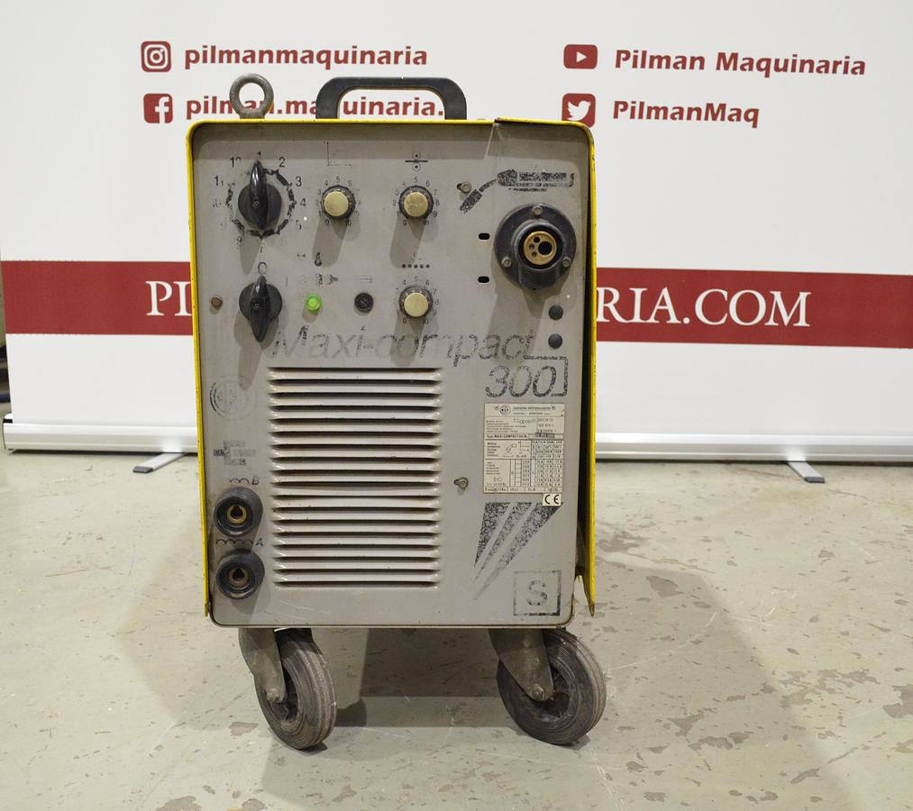 Usado Maquina soldar hilo usada CEA Maxi-Compact 300