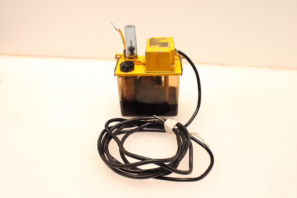 Usado Bomba Lubricante Aceite CHIBA SMM-601-55