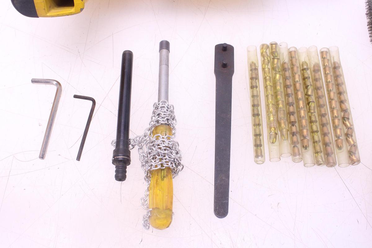 Usado Pistola Clavos DESA CLAFIX-4