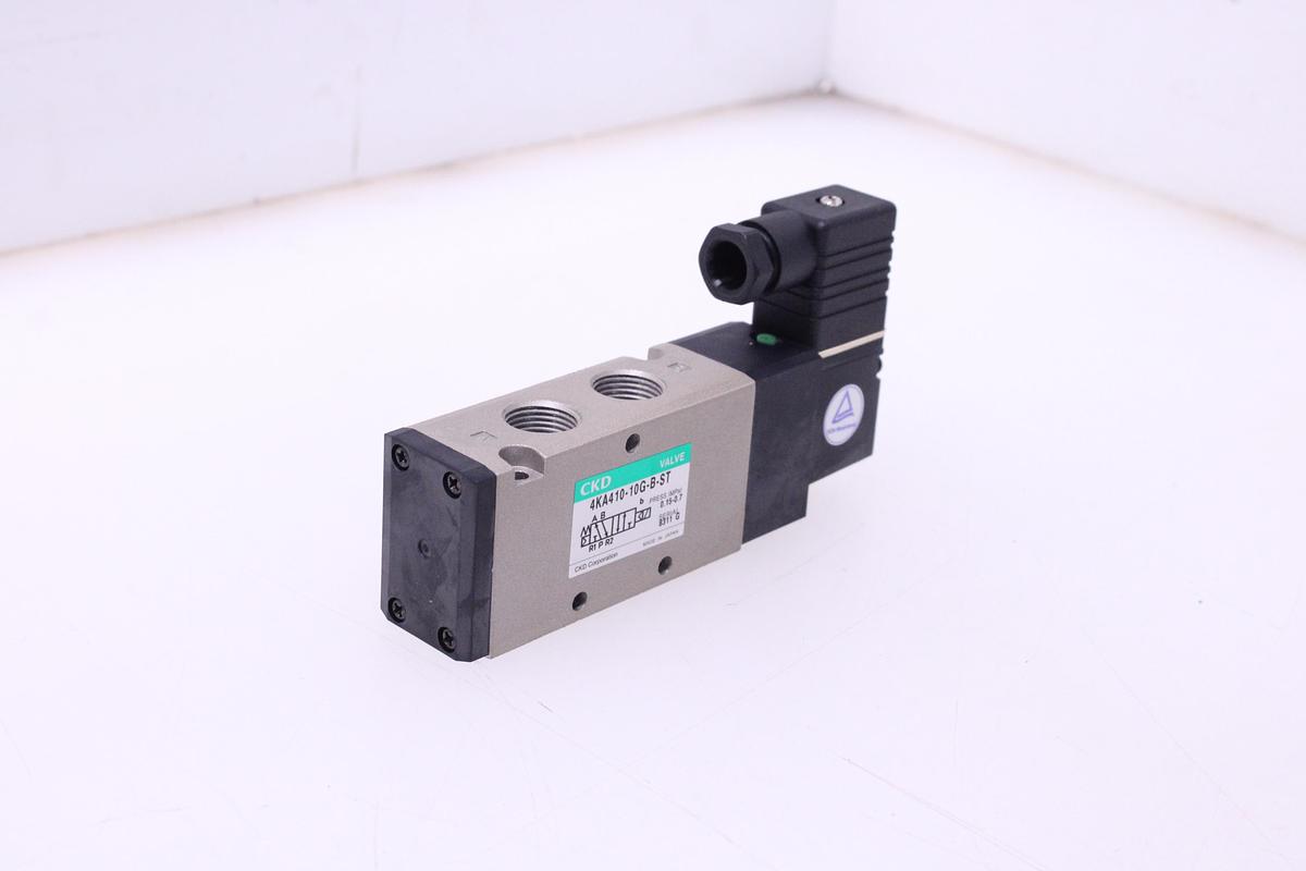 Usado Electroválvula CKD 4KA410-10G-B-AC220V-ST