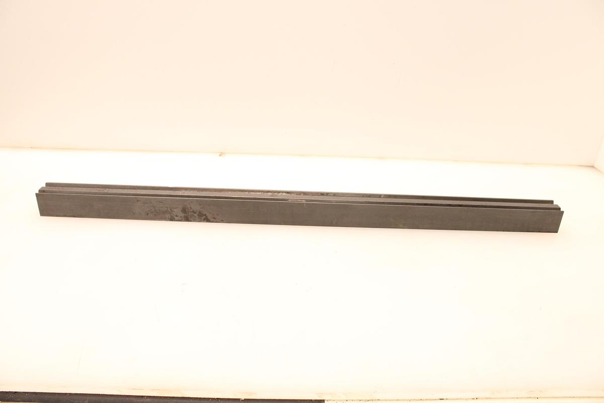 Usado Matriz de 4 V's - 1020mm