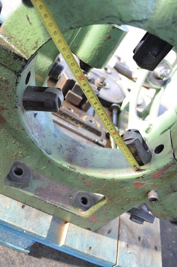 Usado Torno Geminis GE 650 2.000mm e.p