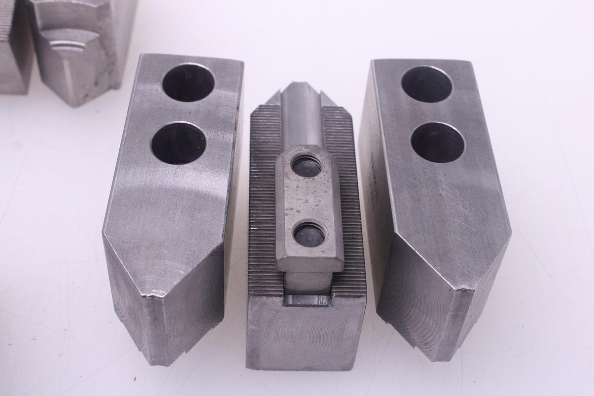 Usado Lote 14 Juegos de 3 Garras para Plato de Torno