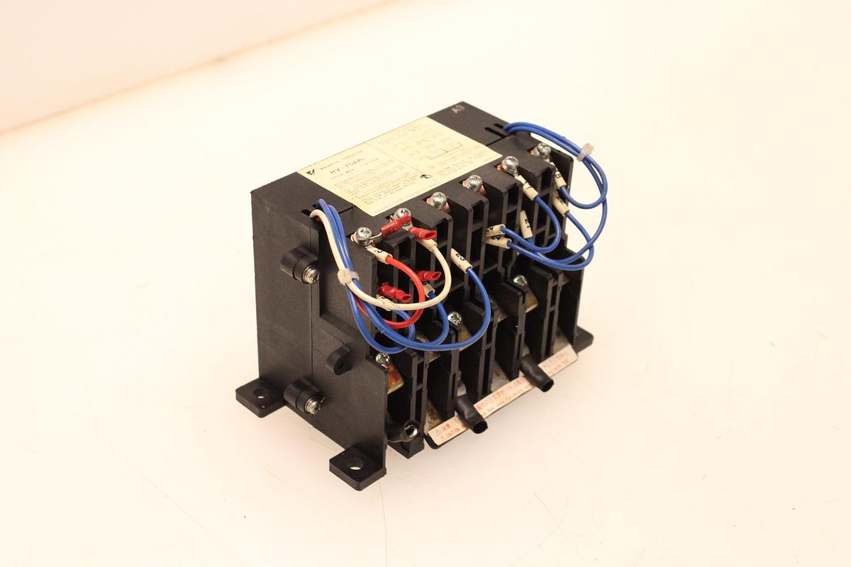 Usado Contactor Magnético YASKAWA HV-75AP4