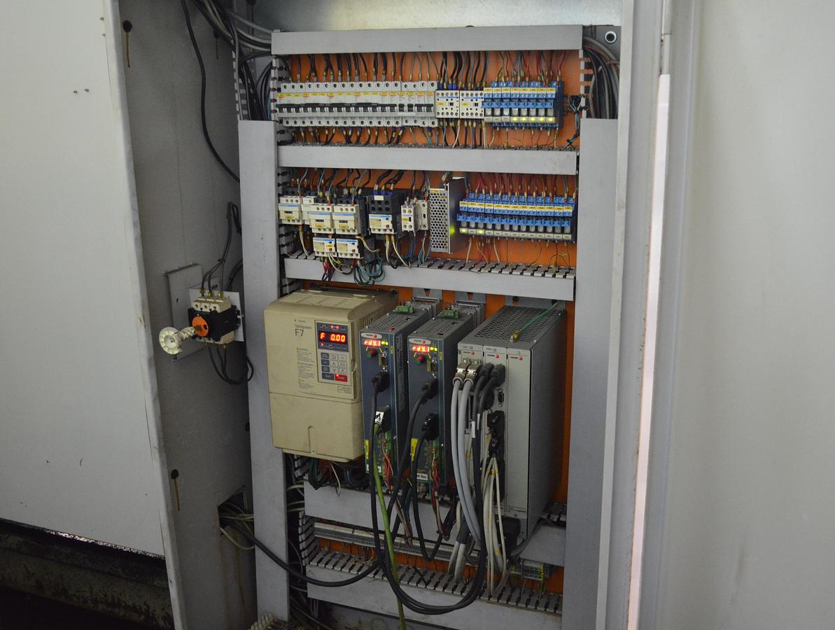 Usado Torno Travis TR-2 2006 cnc FAGOR 8055 T