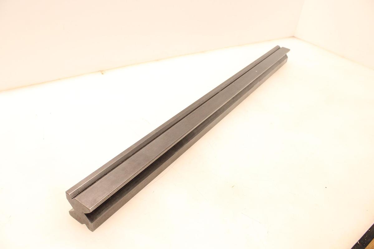 Usado Matriz de 4 V'S - 967mm