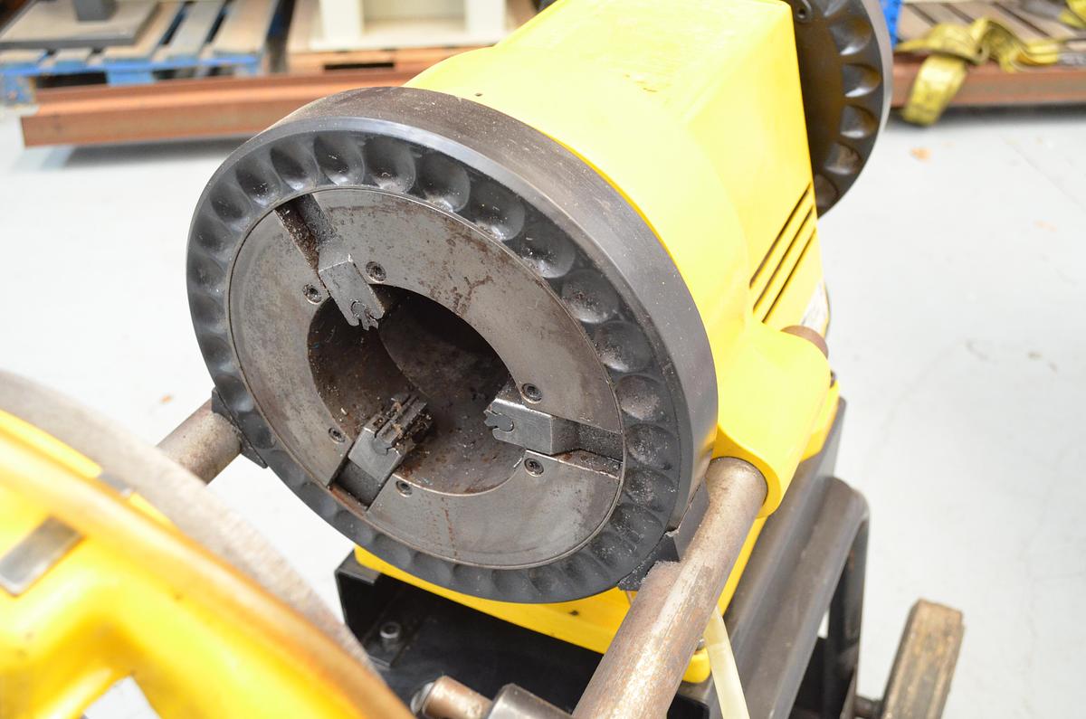 Usado Roscadora electrica REMS Magnum 4010