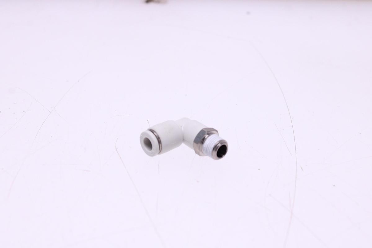 Usado Racores Conexión rápida Codo M6 + Rosca 1/8" - 40 Unidades CKD GWL6-6