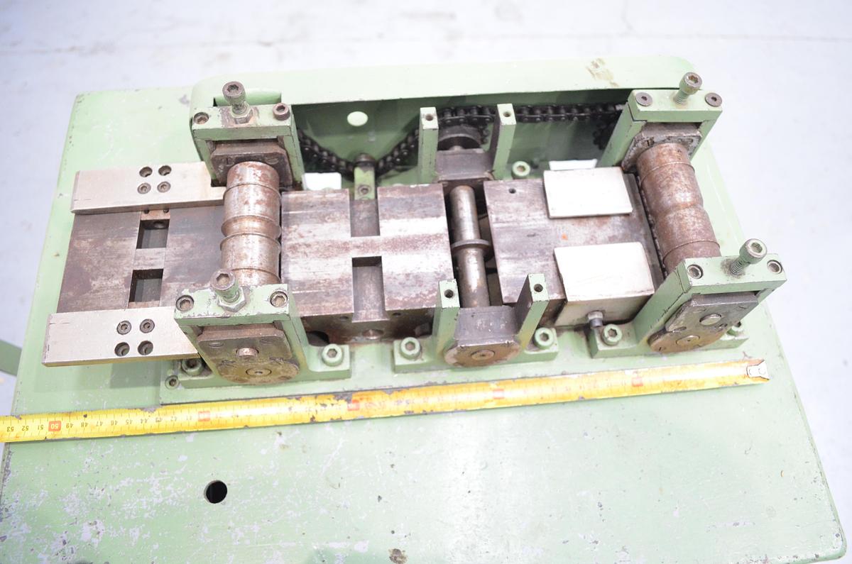 Usado Perfiladora motorizada usada