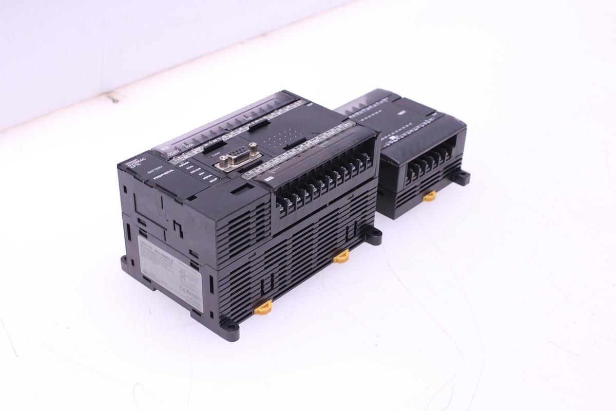 Usado Controlador OMRON CP1L-M40DT-D + Modulo de Salida