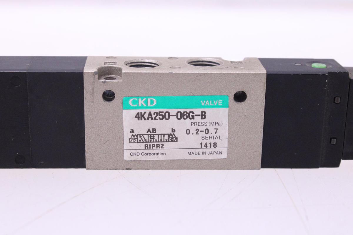 Usado Electroválvula CKD 4KA250-06G-B AC220V