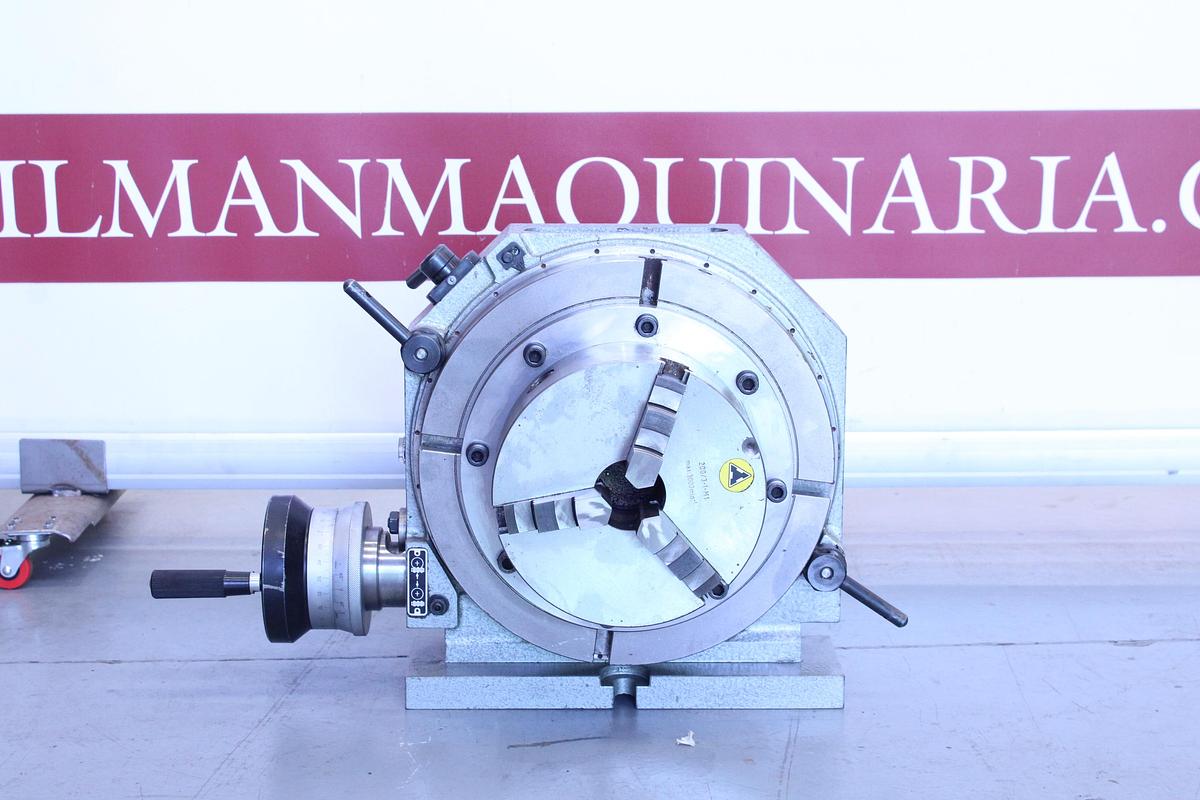 Usado Divisor Plano Mecatecnica con Plato 3 Garras TOS + Punto Divisor