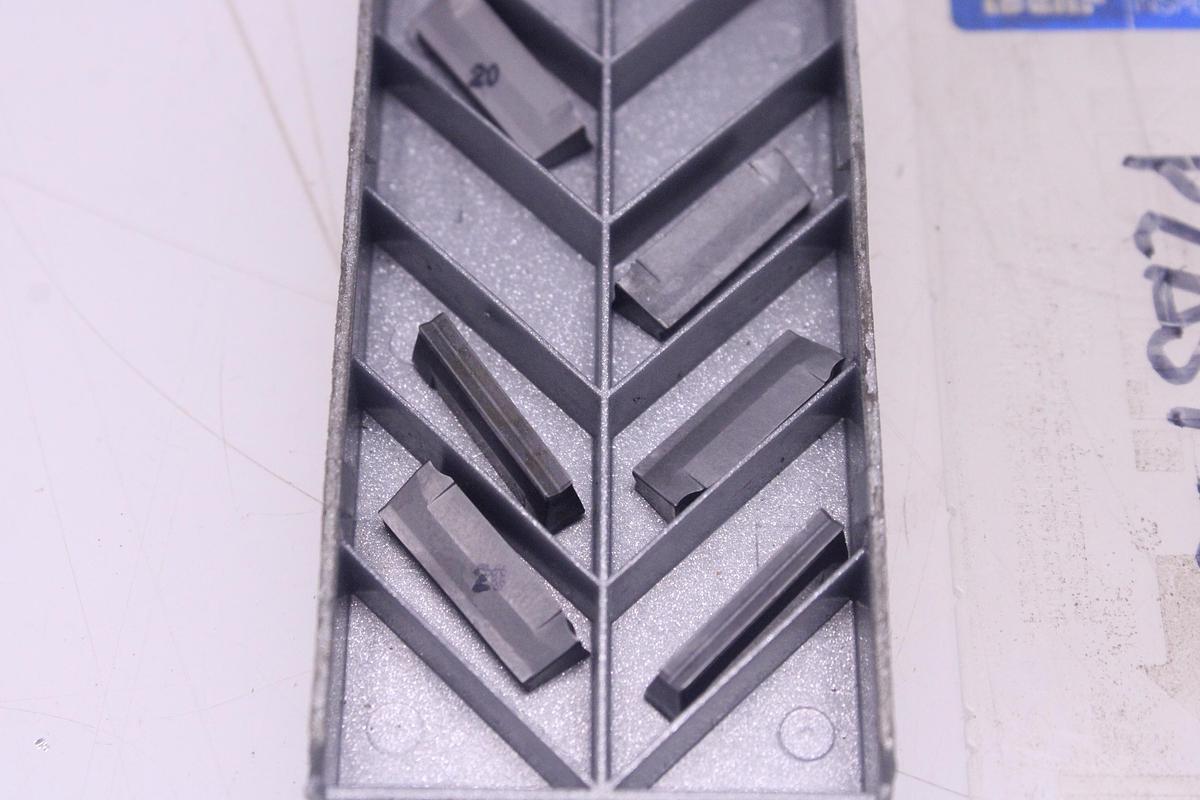 Usado Placa de Tronzado Iscar DO-GRIP DGFH-32-4 y Widias