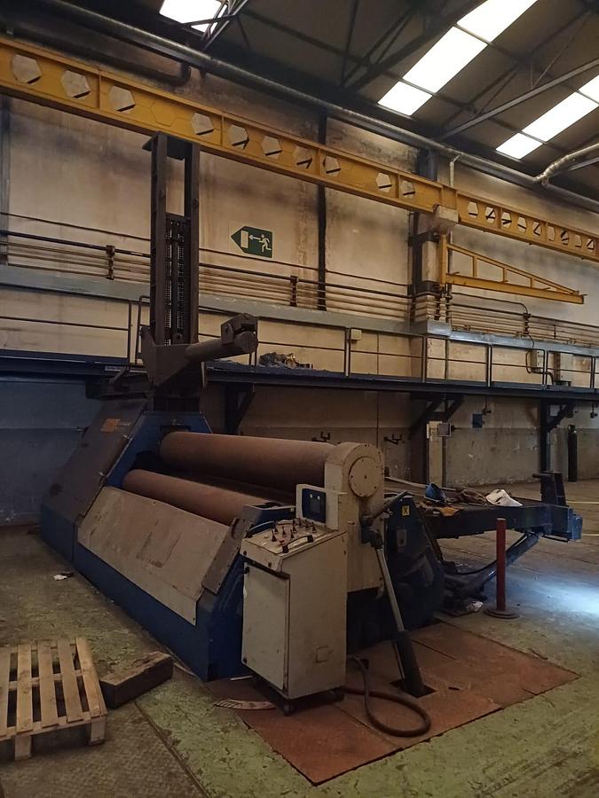 Usado Cilindro hidráulico CASANOVA 3000x25mm