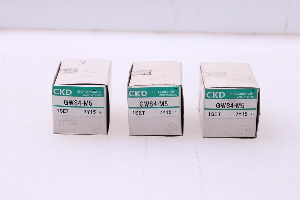 Usado Racores Unión Recta M4 + Rosca M5 - 30 Unidades CKD GWS4-M5